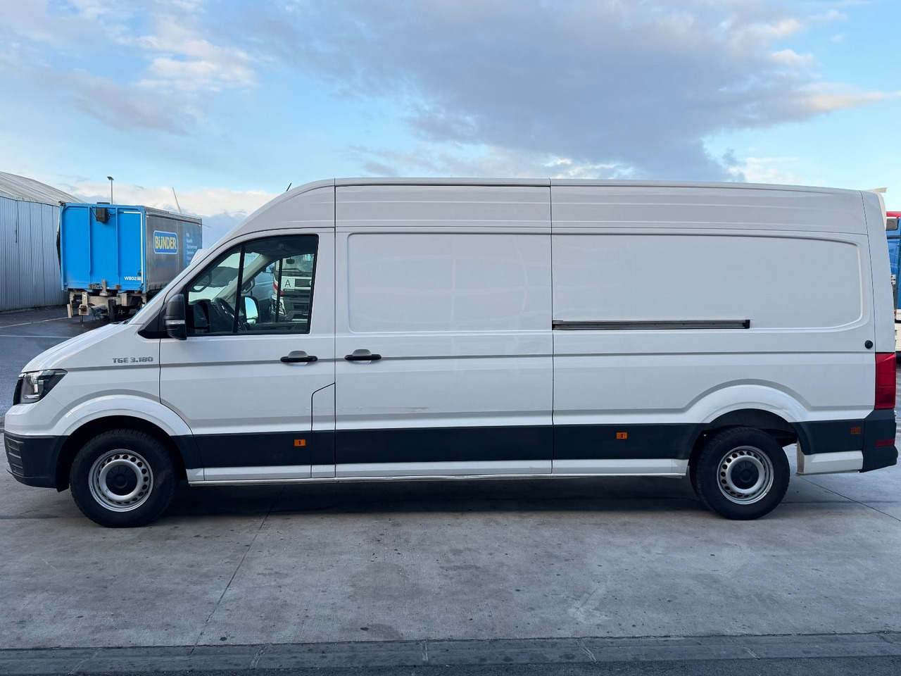 MAN TGE 3.180 L4H3 2x Tür, Turbo neu, Navi, Ahk. - Skåpbil: bild 4 MAN TGE 3.180 L4H3 2x Tür, Turbo neu, Navi, Ahk. - Skåpbil: bild 4