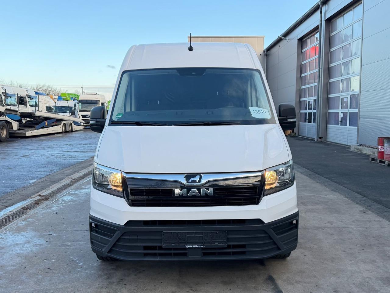 MAN TGE 3.180 L4H3 2x Tür, Turbo neu, Navi, Ahk. - Skåpbil: bild 2 MAN TGE 3.180 L4H3 2x Tür, Turbo neu, Navi, Ahk. - Skåpbil: bild 2