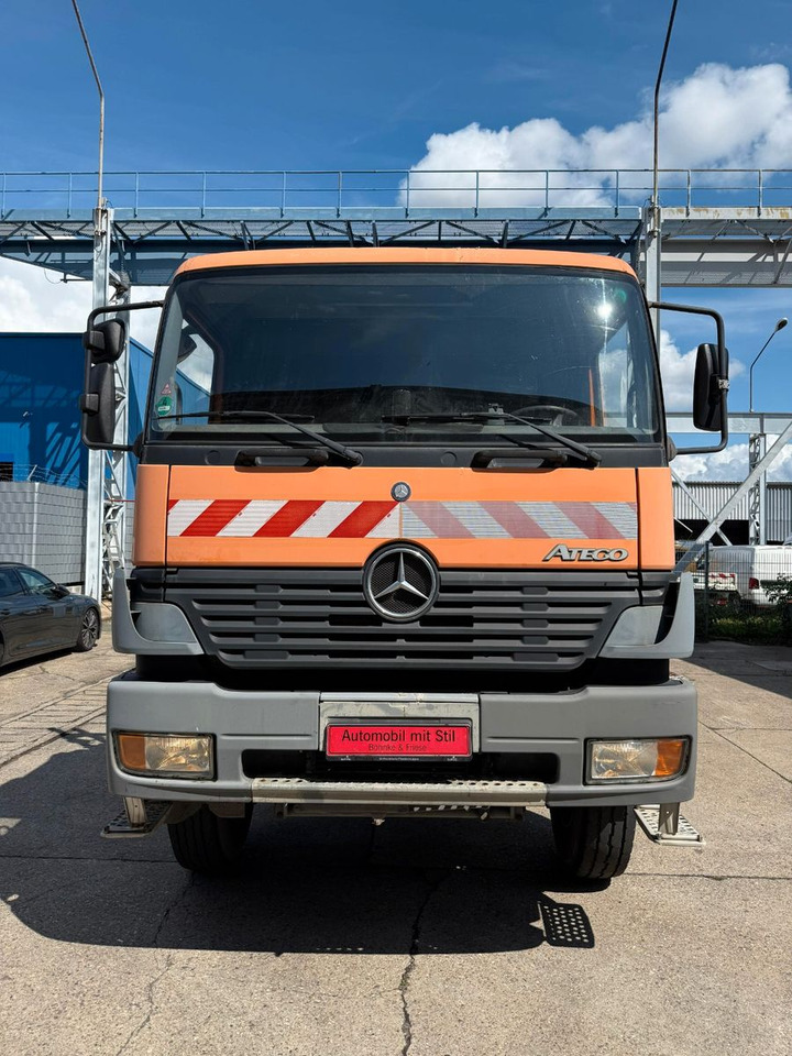 Mercedes-Benz ATEGO 1828 4X4 MEILER + HIAB KRAN 144 FS-3 - Tippbil lastbil, Kranbil: bild 4 Mercedes-Benz ATEGO 1828 4X4 MEILER + HIAB KRAN 144 FS-3 - Tippbil lastbil, Kranbil: bild 4