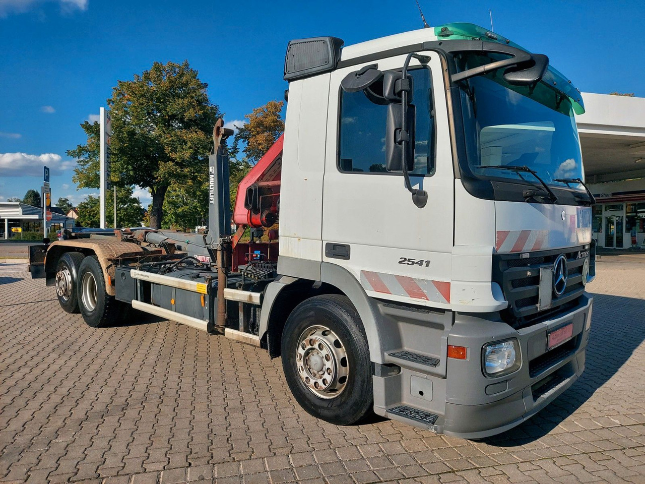 Mercedes-Benz Actros 6-Zyl. 2541 HMF KRAN ABROLLKIPPER - Lastväxlare lastbil, Kranbil: bild 5 Mercedes-Benz Actros 6-Zyl. 2541 HMF KRAN ABROLLKIPPER - Lastväxlare lastbil, Kranbil: bild 5
