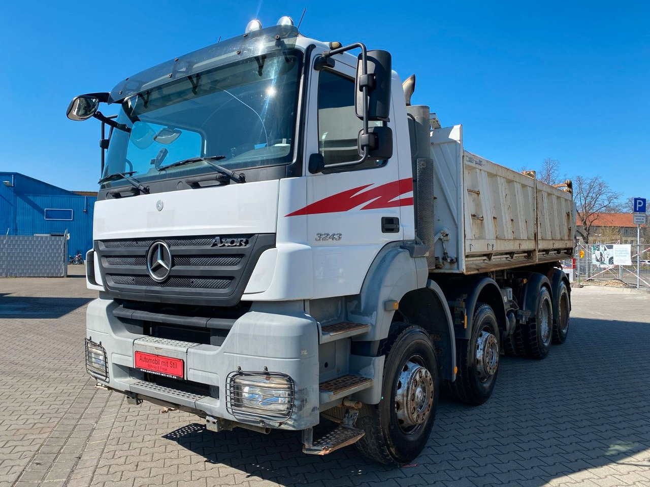 Mercedes-Benz Axor 2 C 4-Achser 3243 8x4 KLIMA RETARDER MEILER - Tippbil lastbil: bild 3 Mercedes-Benz Axor 2 C 4-Achser 3243 8x4 KLIMA RETARDER MEILER - Tippbil lastbil: bild 3