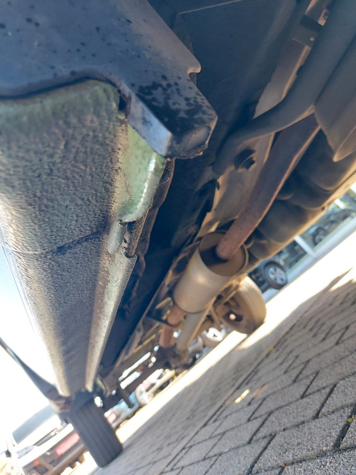 Transportbil med kapell Mercedes-Benz Sprinter II Pritsche 316 Pritsche Klima Sandheiz: bild 23 Transportbil med kapell Mercedes-Benz Sprinter II Pritsche 316 Pritsche Klima Sandheiz: bild 23