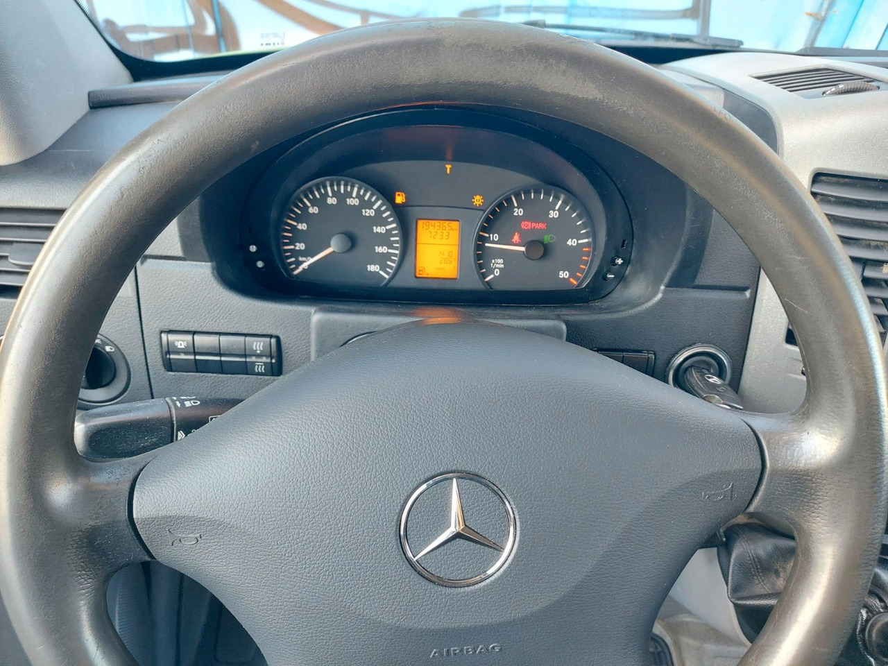 Transportbil med kapell Mercedes-Benz Sprinter II Pritsche 316 Pritsche Klima Sandheiz: bild 15 Transportbil med kapell Mercedes-Benz Sprinter II Pritsche 316 Pritsche Klima Sandheiz: bild 15