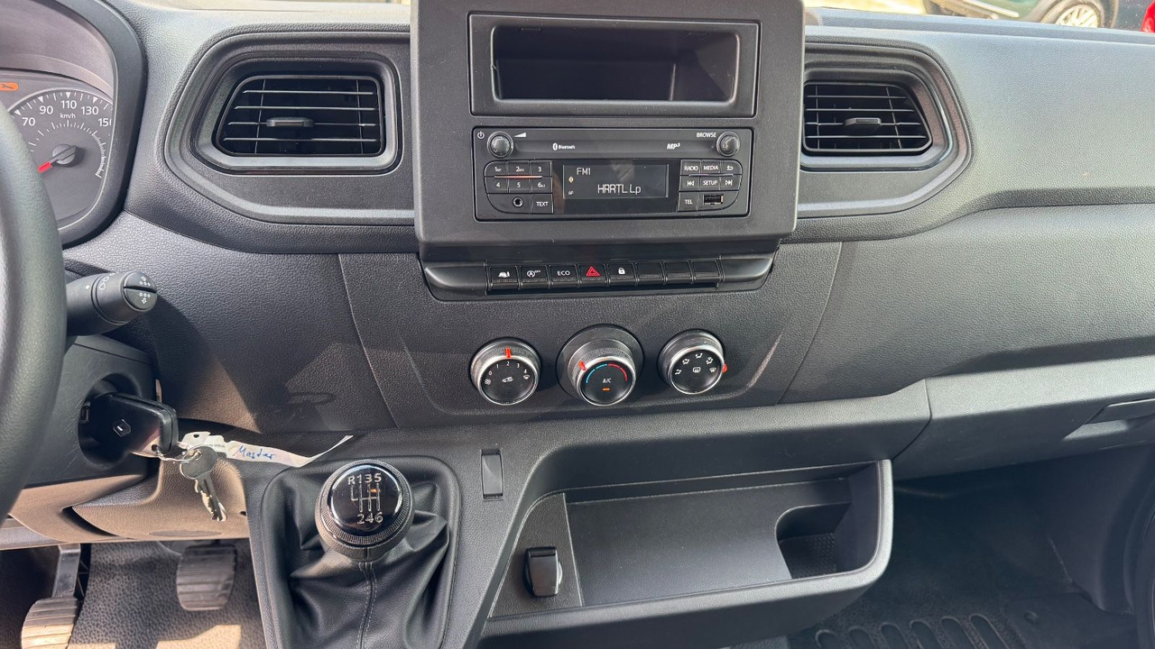 Renault Master III Kasten L3H2 HKa 3,5t 7 Sitzer 1. Hand - Persontransport: bild 4 Renault Master III Kasten L3H2 HKa 3,5t 7 Sitzer 1. Hand - Persontransport: bild 4