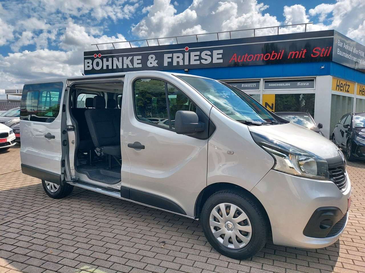 Renault Trafic Combi L1H1 2,7t Expression Klima - Persontransport: bild 1 Renault Trafic Combi L1H1 2,7t Expression Klima - Persontransport: bild 1