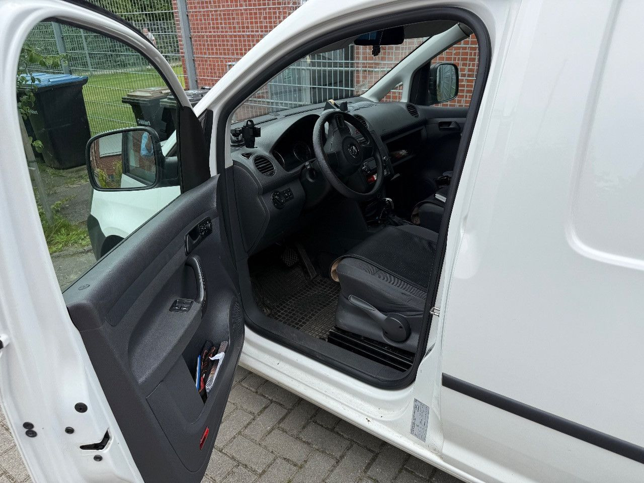 Volkswagen Caddy Maxi Kasten/Kombi Maxi DSG KLIMA AHK - Persontransport: bild 5 Volkswagen Caddy Maxi Kasten/Kombi Maxi DSG KLIMA AHK - Persontransport: bild 5