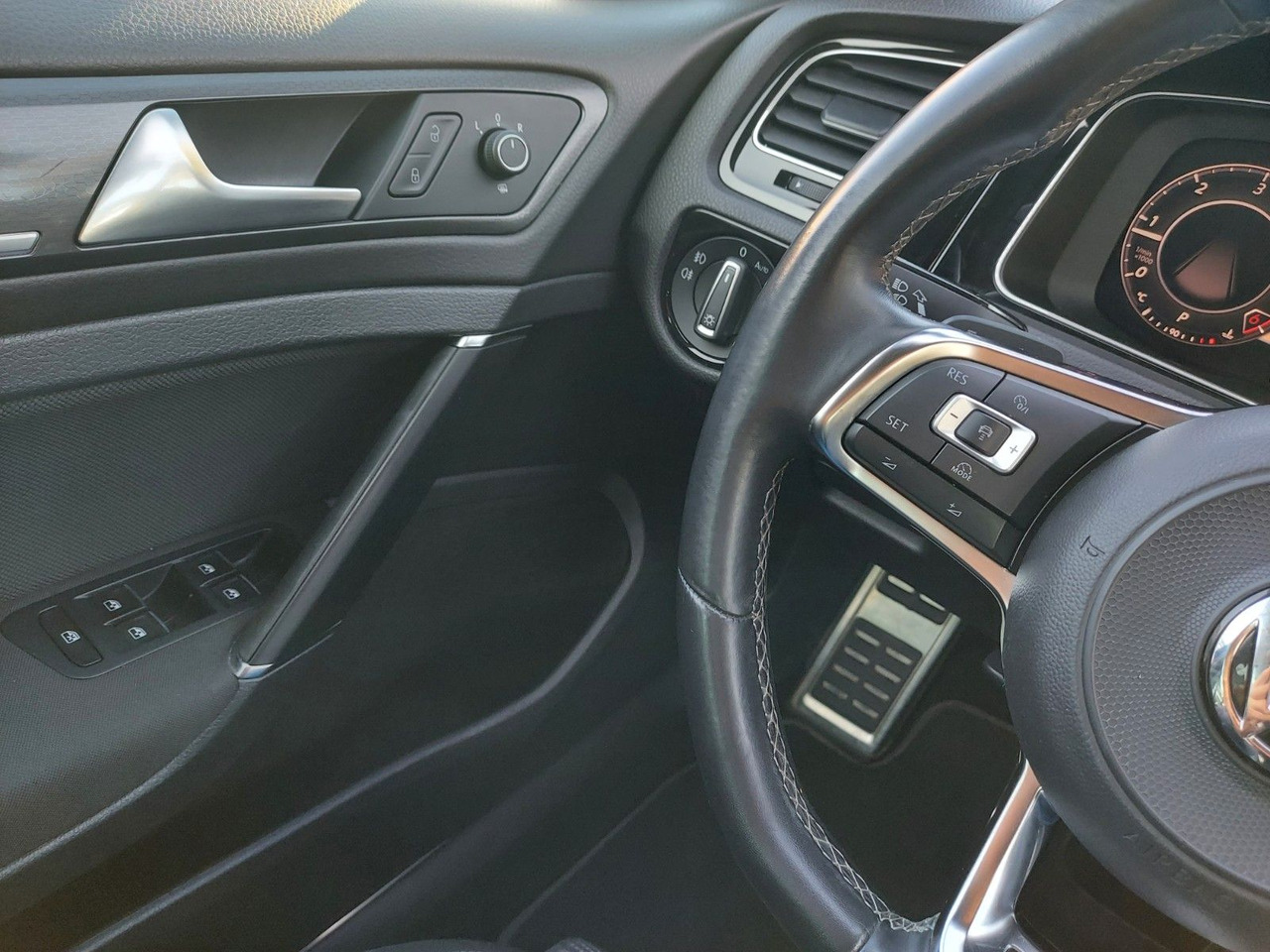 Kombi Volkswagen Golf VII Variant GTD DSG Radar ACC DAB: bild 12 Kombi Volkswagen Golf VII Variant GTD DSG Radar ACC DAB: bild 12