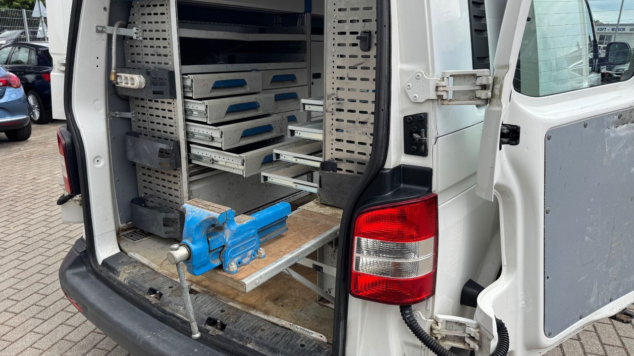 Volkswagen T5 Transporter Kasten-Kombi Lang 4Motion KLIMA - Persontransport: bild 2 Volkswagen T5 Transporter Kasten-Kombi Lang 4Motion KLIMA - Persontransport: bild 2