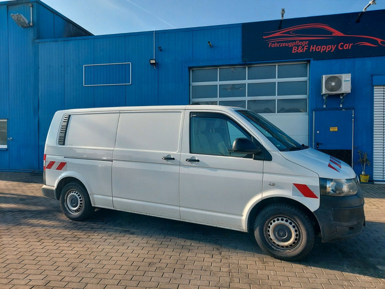 Volkswagen T5 Transporter Kasten Kombi lang 4Motion - Persontransport: bild 1 Volkswagen T5 Transporter Kasten Kombi lang 4Motion - Persontransport: bild 1