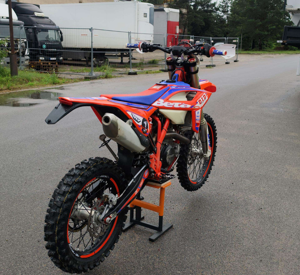 Beta RR 430cc - Motorcykel: bild 4 Beta RR 430cc - Motorcykel: bild 4