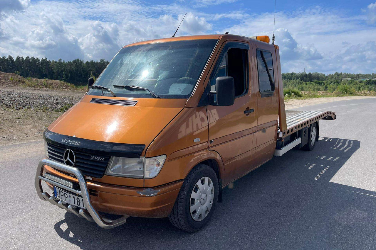 Mercedes-Benz 310 - Skåpbil: bild 1 Mercedes-Benz 310 - Skåpbil: bild 1