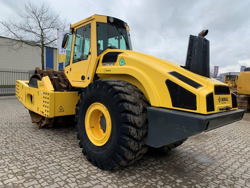 Bomag BW 226 DH-4I BVC NVT - Kompaktor: bild 1 Bomag BW 226 DH-4I BVC NVT - Kompaktor: bild 1
