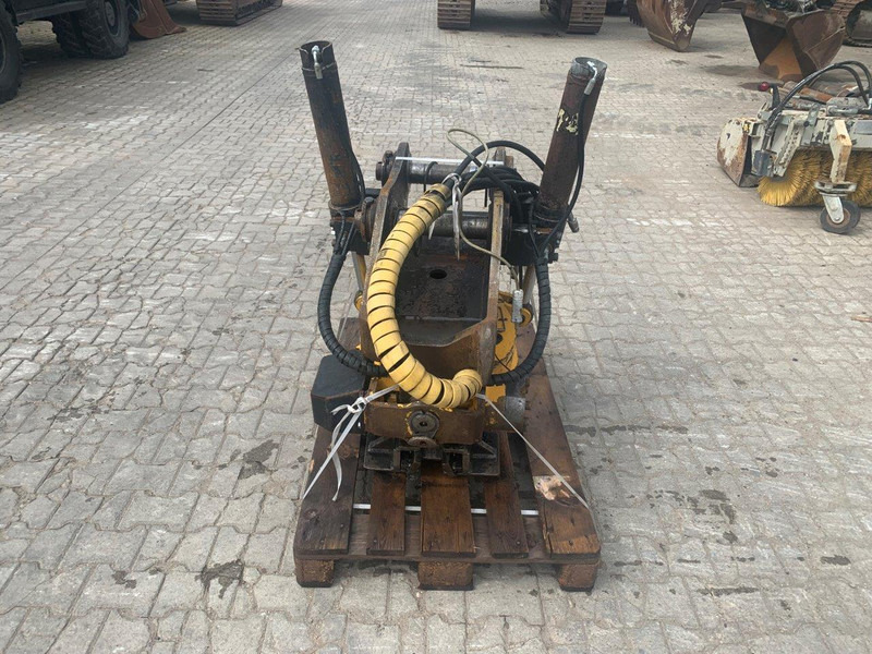 Engcon Engcon 20205 Rototilt NTP10 - Redskapsfäste: bild 1 Engcon Engcon 20205 Rototilt NTP10 - Redskapsfäste: bild 1