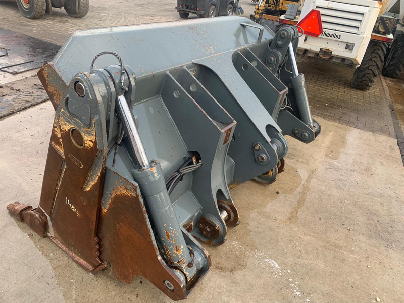 Liebherr LR 624 - Skopa: bild 3 Liebherr LR 624 - Skopa: bild 3