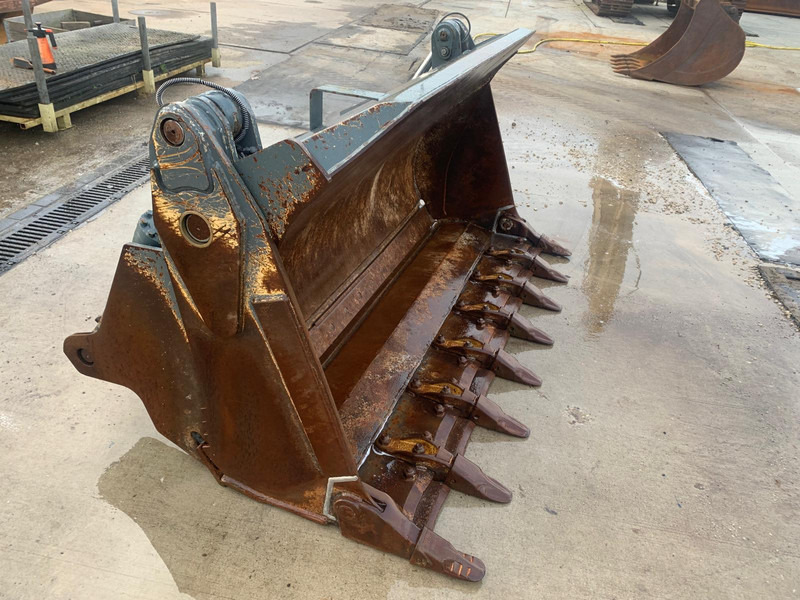 Liebherr LR 624 - Skopa: bild 2 Liebherr LR 624 - Skopa: bild 2