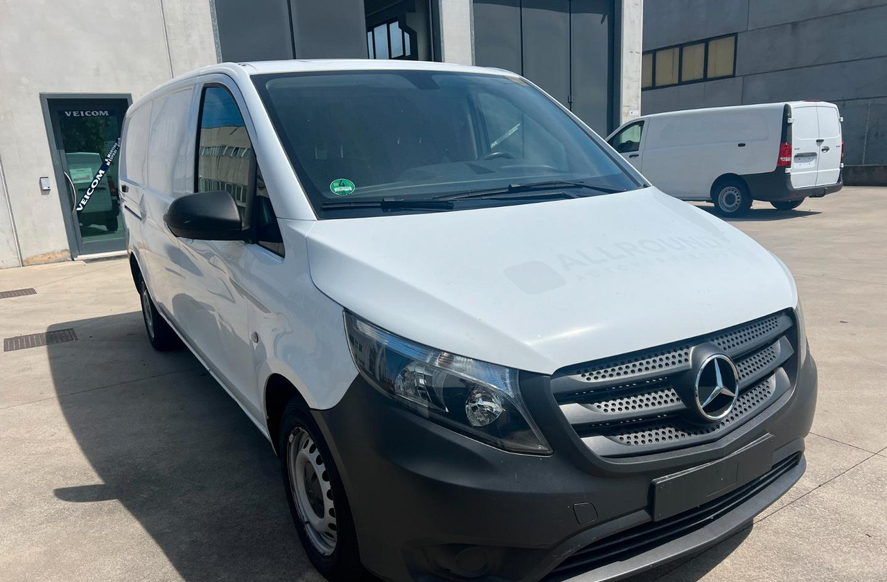 Mercedes vito 111 - Skåpbil: bild 5 Mercedes vito 111 - Skåpbil: bild 5