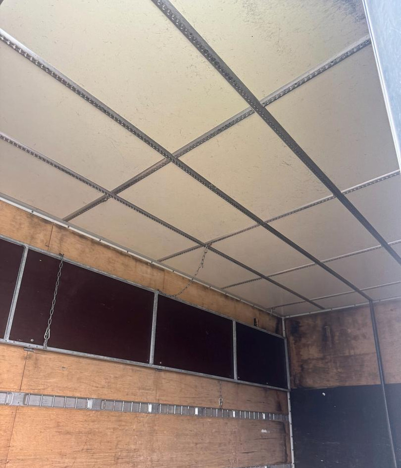 Lastbil med skåp iveco 75e190: bild 11 Lastbil med skåp iveco 75e190: bild 11