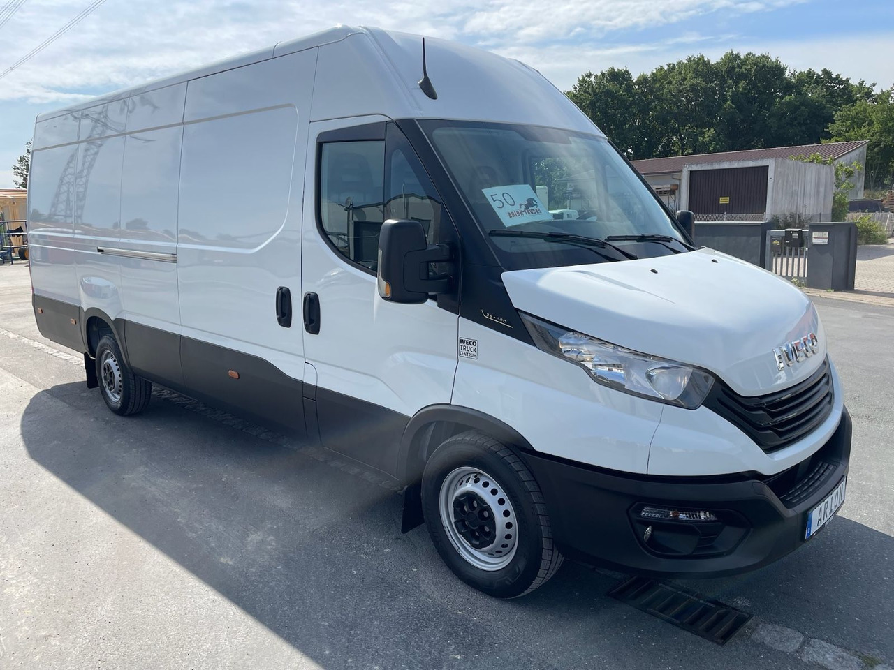Iveco Daily 35S16 L4H2 Kastenwagen/GARANTIE/4680mm/AC - Skåpbil: bild 1 Iveco Daily 35S16 L4H2 Kastenwagen/GARANTIE/4680mm/AC - Skåpbil: bild 1