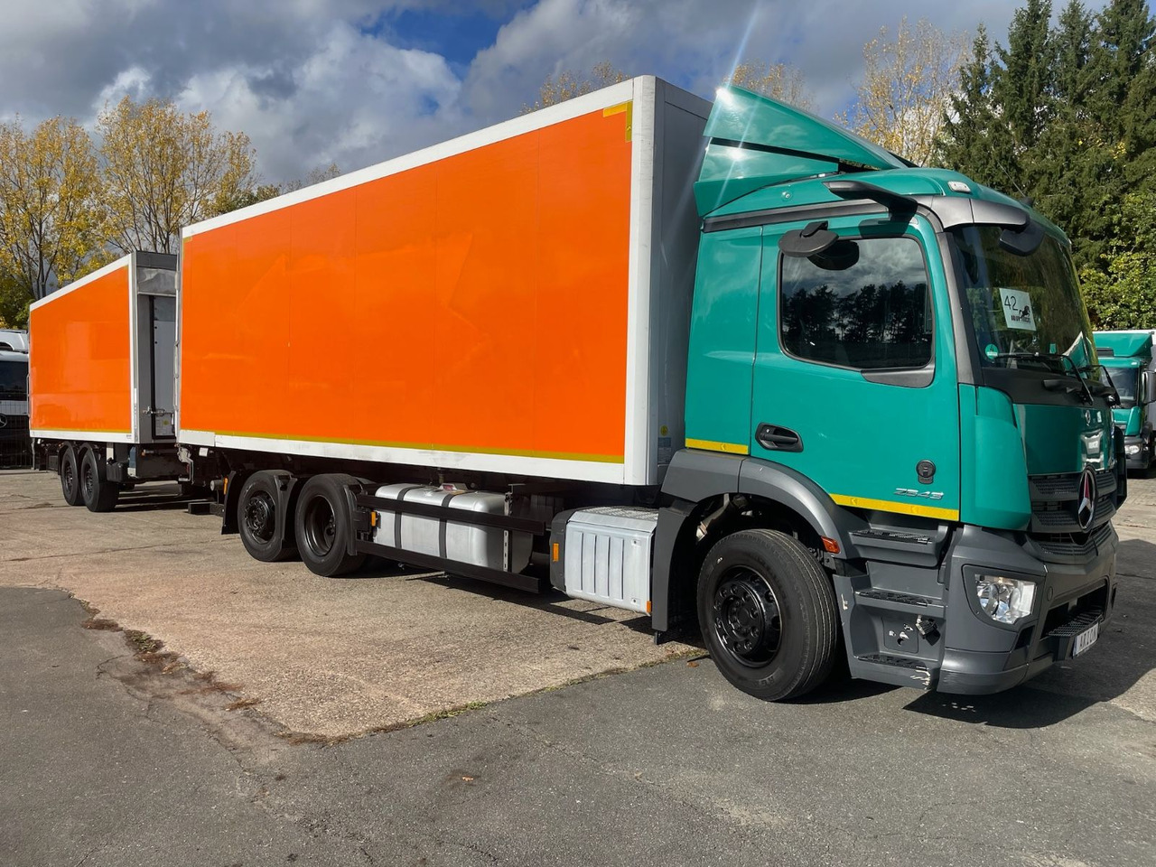 Mercedes-Benz Actros 2543 6x2 Kühlkoffer/CARRIER/NLA/LBW/ACEU6 - Kylbil lastbil: bild 1 Mercedes-Benz Actros 2543 6x2 Kühlkoffer/CARRIER/NLA/LBW/ACEU6 - Kylbil lastbil: bild 1