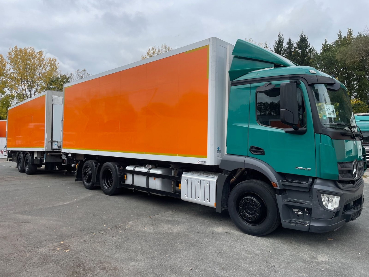 Mercedes-Benz Antos 2543 6x2 Kühlkoffer/CARRIER/NLA/LBW/AC/EU6 - Kylbil lastbil: bild 1 Mercedes-Benz Antos 2543 6x2 Kühlkoffer/CARRIER/NLA/LBW/AC/EU6 - Kylbil lastbil: bild 1