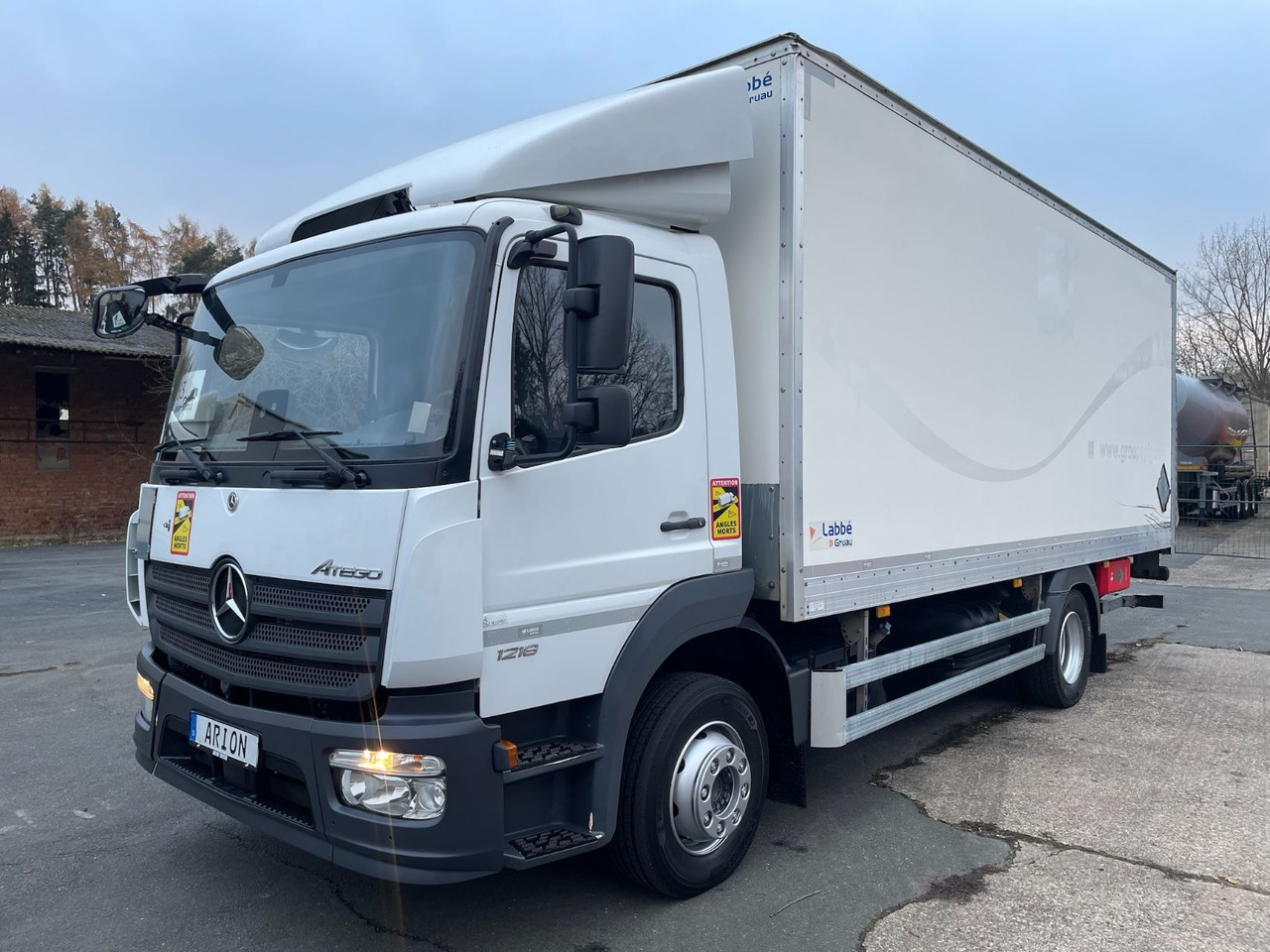 Mercedes-Benz Atego 1218 4x2 Koffer/FULL-ADR/EXIII/LBW/AC/EU6d - Lastbil med skåp: bild 3 Mercedes-Benz Atego 1218 4x2 Koffer/FULL-ADR/EXIII/LBW/AC/EU6d - Lastbil med skåp: bild 3