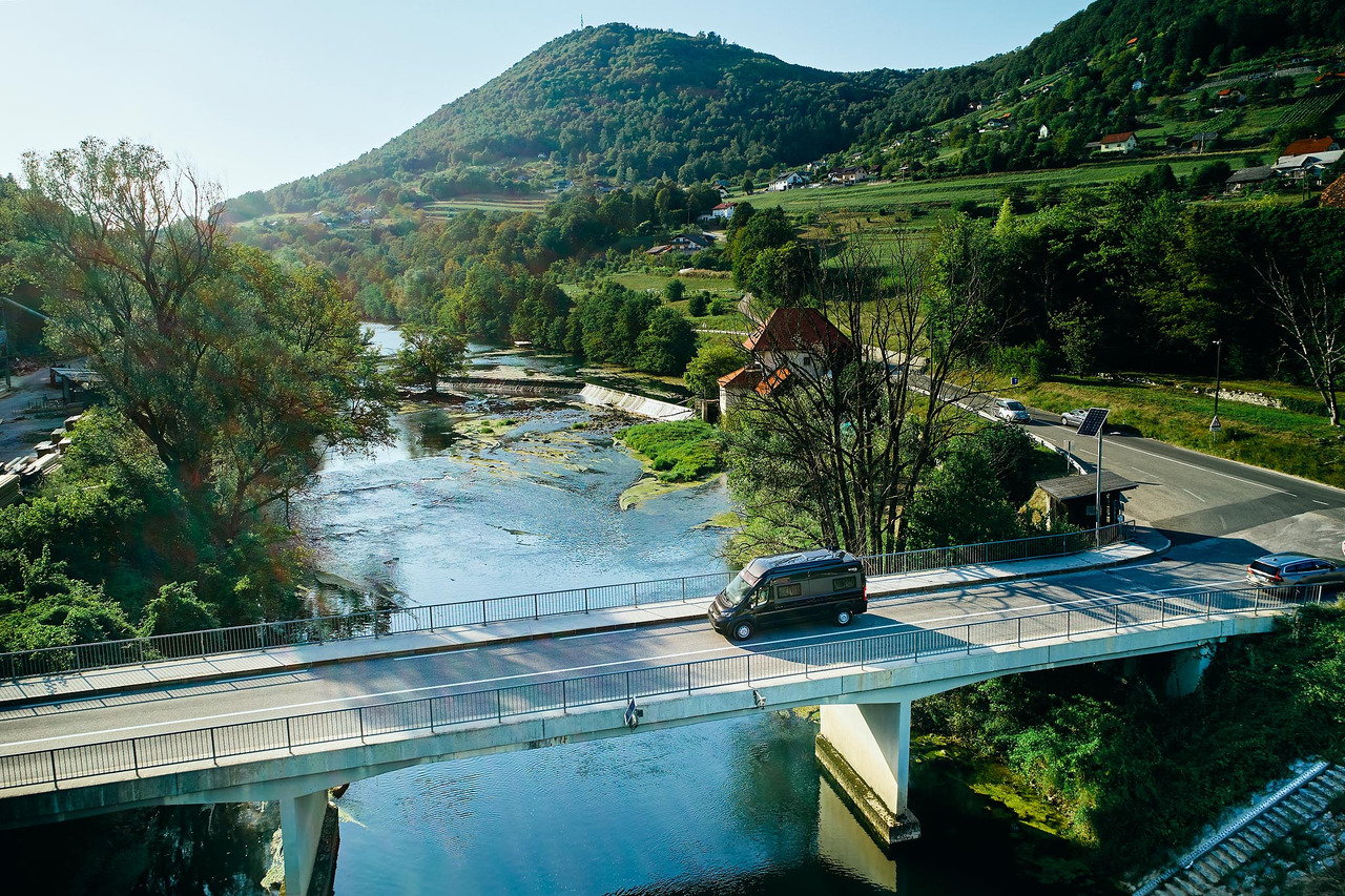 Ny Campingbil Bravia Mobil Swan 599 Edition 30 PEUGEOT BOXER, EURO 6.4: bild 27 Ny Campingbil Bravia Mobil Swan 599 Edition 30 PEUGEOT BOXER, EURO 6.4: bild 27