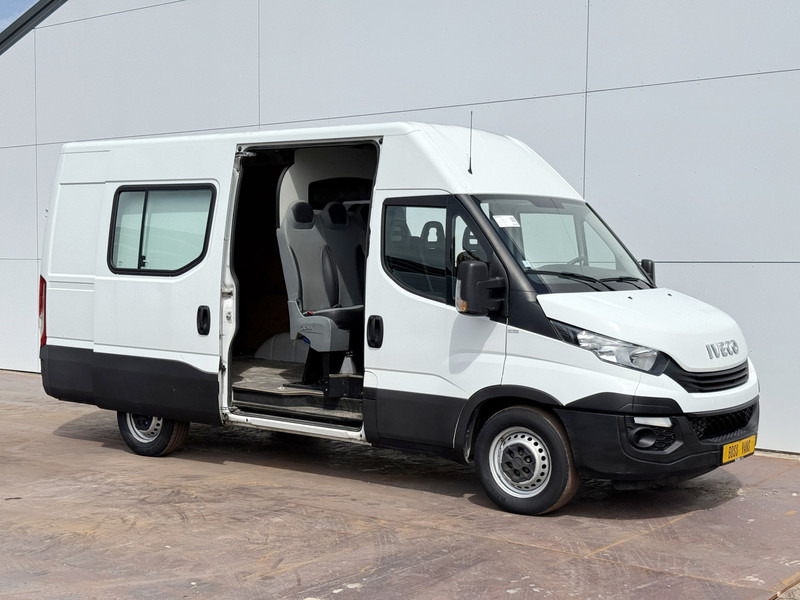 Iveco Daily 35S14 2.3 L2H2 Dubbele Cabine 7 Stoelen Mixto DoKa Airco Cruise Control Trekhaak 3.5t Lucht geveerde stoel - Skåpbil, Dubbelhytt transportbil: bild 5 Iveco Daily 35S14 2.3 L2H2 Dubbele Cabine 7 Stoelen Mixto DoKa Airco Cruise Control Trekhaak 3.5t Lucht geveerde stoel - Skåpbil, Dubbelhytt transportbil: bild 5