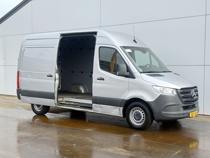 Mercedes-Benz Sprinter 315 1.9 CDI Automaat L2H2 Climate Control Carplay Camera Parkeersensoren voor achter - Små skåpbil: bild 5 Mercedes-Benz Sprinter 315 1.9 CDI Automaat L2H2 Climate Control Carplay Camera Parkeersensoren voor achter - Små skåpbil: bild 5