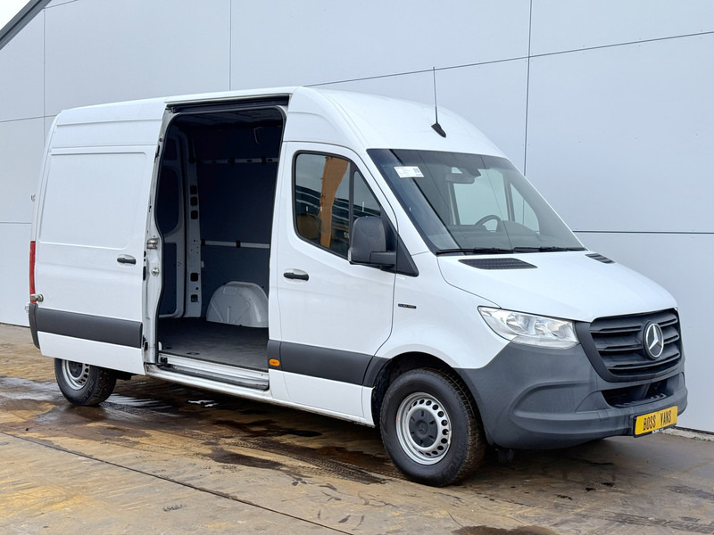 Mercedes-Benz eSprinter 312 ALL-IN PRIJS L2H2 55kWh 168km WLTP 80kw Snelladen Climate Control Camera Stoelverwarming - Skåpbil, El transportbil: bild 5 Mercedes-Benz eSprinter 312 ALL-IN PRIJS L2H2 55kWh 168km WLTP 80kw Snelladen Climate Control Camera Stoelverwarming - Skåpbil, El transportbil: bild 5