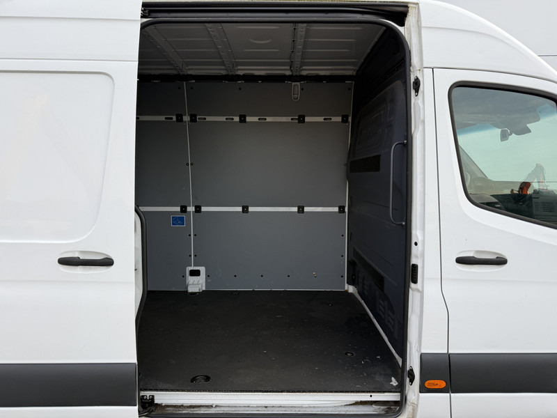 Leasa Mercedes-Benz eSprinter eSprinter L2H2 55 kWh ALL-IN PRIJS L2H2 55kWh 168km WLTP 80kw Snelladen Climate Control Camera Stoelverwarming Mercedes-Benz eSprinter eSprinter L2H2 55 kWh ALL-IN PRIJS L2H2 55kWh 168km WLTP 80kw Snelladen Climate Control Camera Stoelverwarming: bild 10