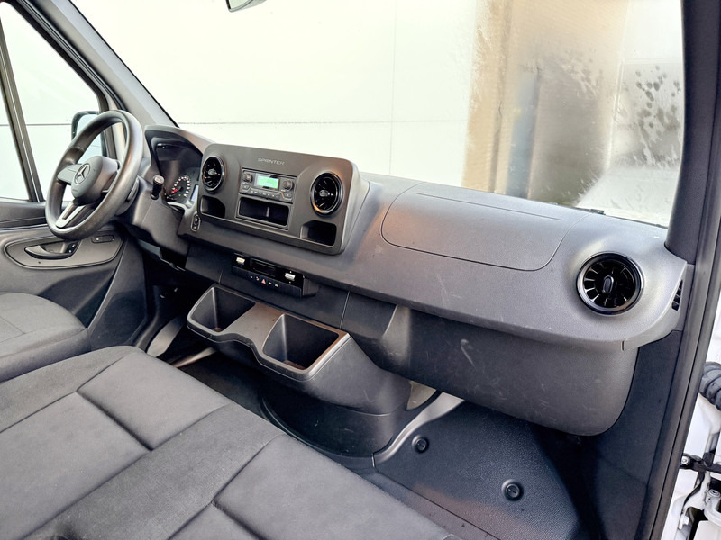 Leasa Mercedes-Benz eSprinter eSprinter L2H2 55 kWh ALL-IN PRIJS L2H2 55kWh 168km WLTP 80kw Snelladen Climate Control Camera Stoelverwarming Mercedes-Benz eSprinter eSprinter L2H2 55 kWh ALL-IN PRIJS L2H2 55kWh 168km WLTP 80kw Snelladen Climate Control Camera Stoelverwarming: bild 9