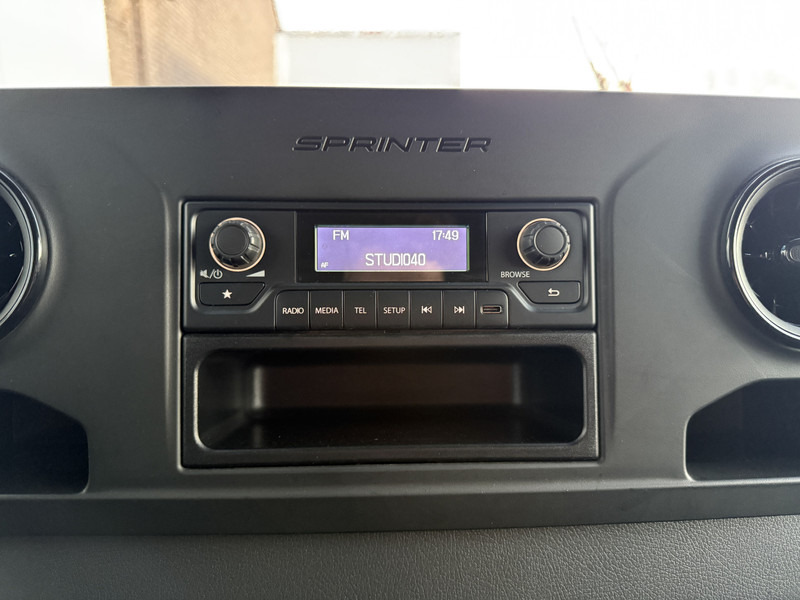 Leasa Mercedes-Benz eSprinter eSprinter L2H2 55 kWh ALL-IN PRIJS L2H2 55kWh 168km WLTP 80kw Snelladen Climate Control Camera Stoelverwarming Mercedes-Benz eSprinter eSprinter L2H2 55 kWh ALL-IN PRIJS L2H2 55kWh 168km WLTP 80kw Snelladen Climate Control Camera Stoelverwarming: bild 17