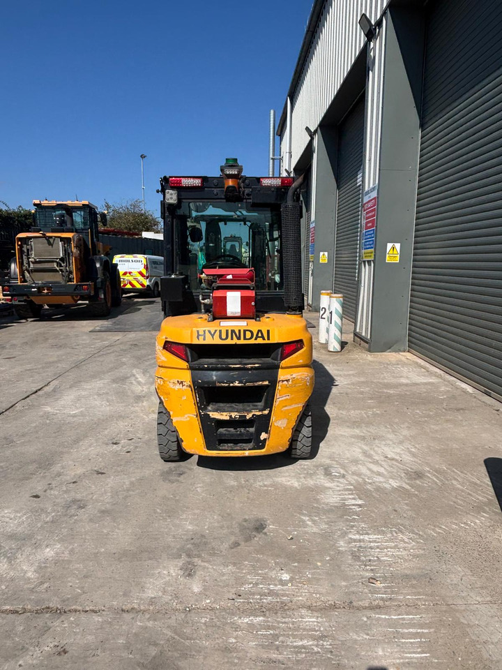 Hyundai 30D-9E - Teleskoplastar: bild 4 Hyundai 30D-9E - Teleskoplastar: bild 4