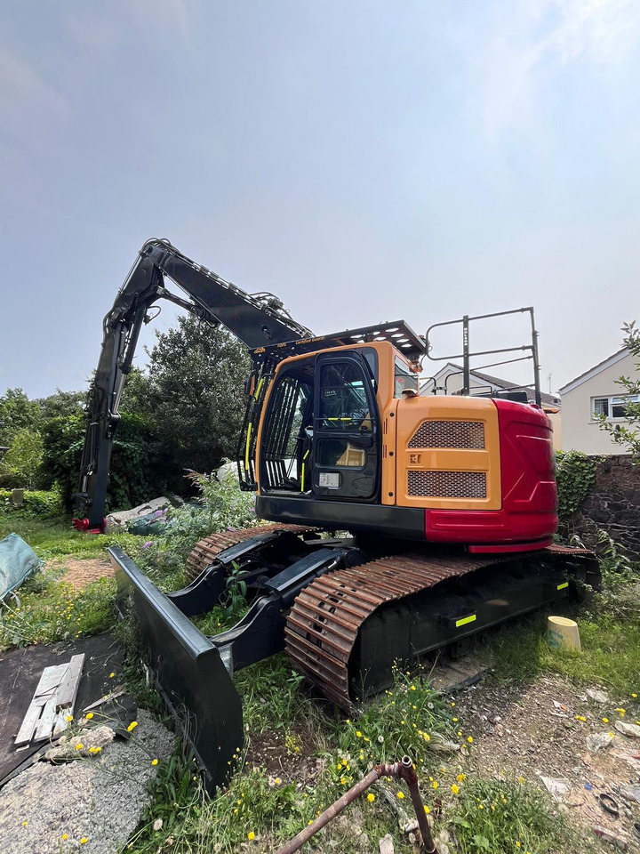 Hyundai HX235 LCR DZ 15M High Reach - Bandgrävare: bild 2 Hyundai HX235 LCR DZ 15M High Reach - Bandgrävare: bild 2