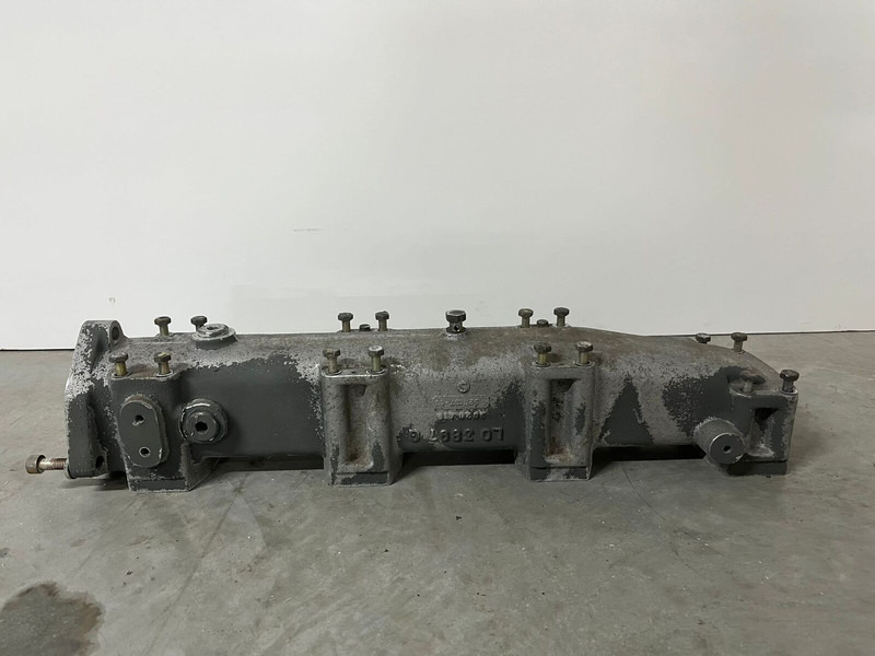 Liebherr A974 / P974 / R942 / R944 - Motor och reservdelar: bild 2 Liebherr A974 / P974 / R942 / R944 - Motor och reservdelar: bild 2