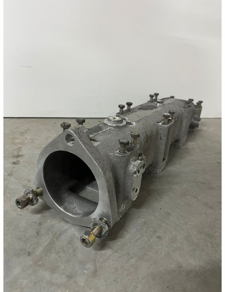 Liebherr A974 / P974 / R942 / R944 / R954 / R964 / R974 / R974B - A 974 / P 974 / R 942 / R 944 / R 954 / R 964 / R 974 / R 974B - Insugsrör: bild 5 Liebherr A974 / P974 / R942 / R944 / R954 / R964 / R974 / R974B - A 974 / P 974 / R 942 / R 944 / R 954 / R 964 / R 974 / R 974B - Insugsrör: bild 5