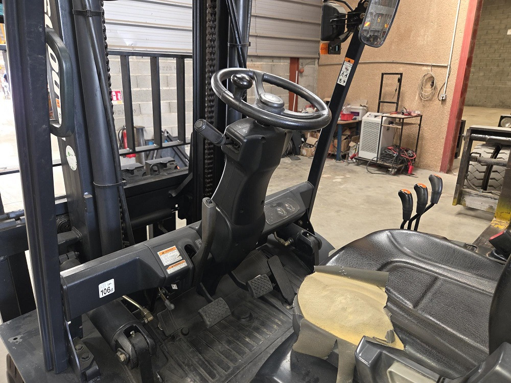 DOOSAN G55C-5 - Gasoltruck: bild 3 DOOSAN G55C-5 - Gasoltruck: bild 3