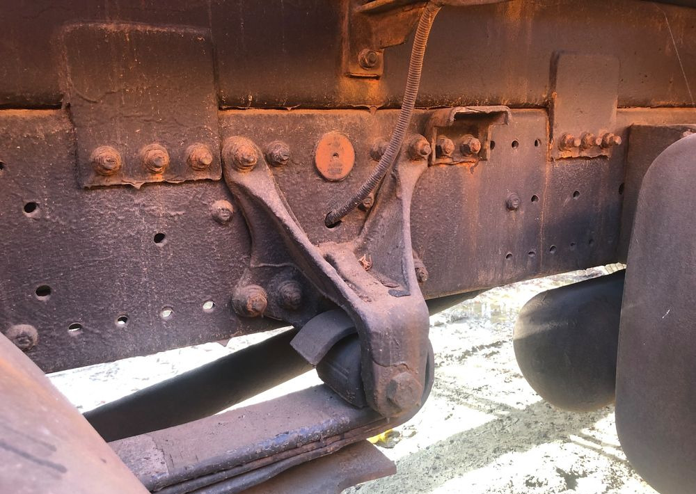 Mercedes-Benz Mercedes Axor 1824 schmidt 4x2 pług piaskarka solarka - Plogbil: bild 4 Mercedes-Benz Mercedes Axor 1824 schmidt 4x2 pług piaskarka solarka - Plogbil: bild 4