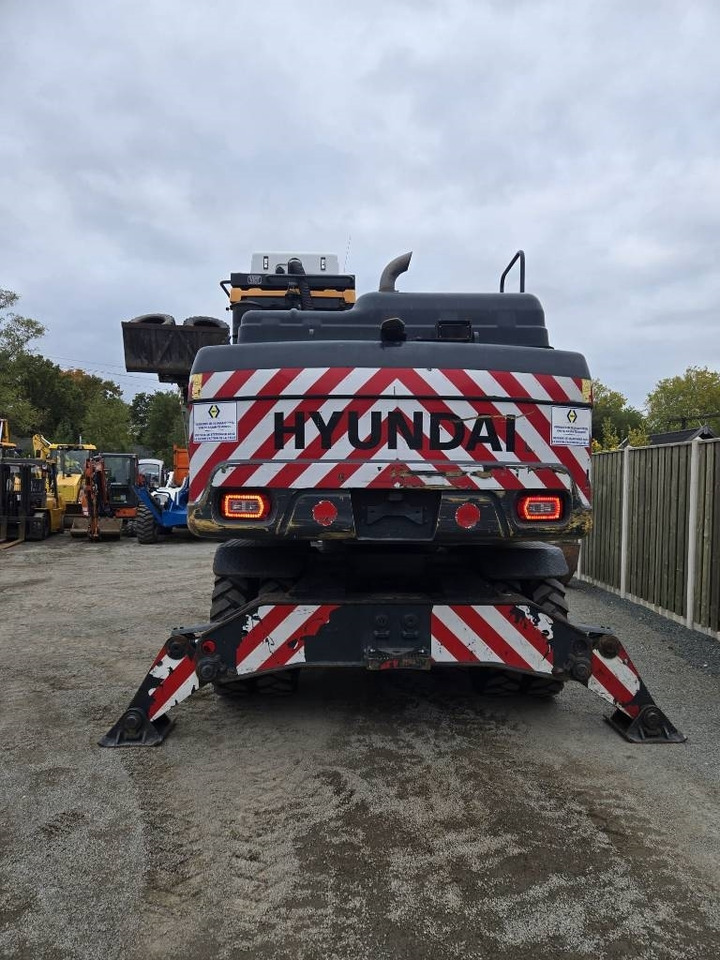 Hyundai HW 160 - Grävmaskin på däck: bild 3 Hyundai HW 160 - Grävmaskin på däck: bild 3