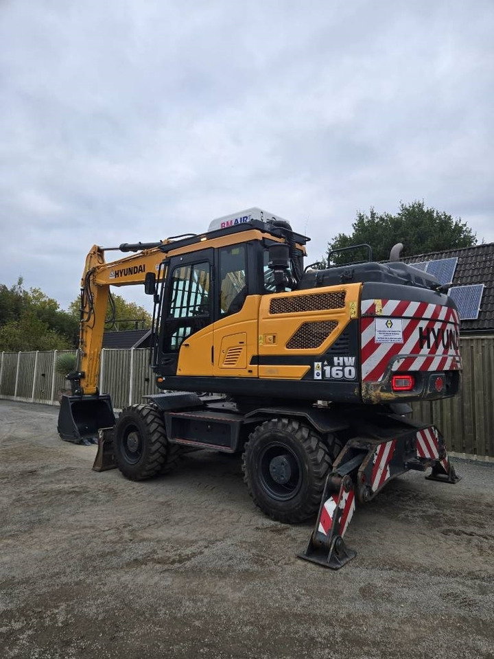 Hyundai HW 160 - Grävmaskin på däck: bild 2 Hyundai HW 160 - Grävmaskin på däck: bild 2