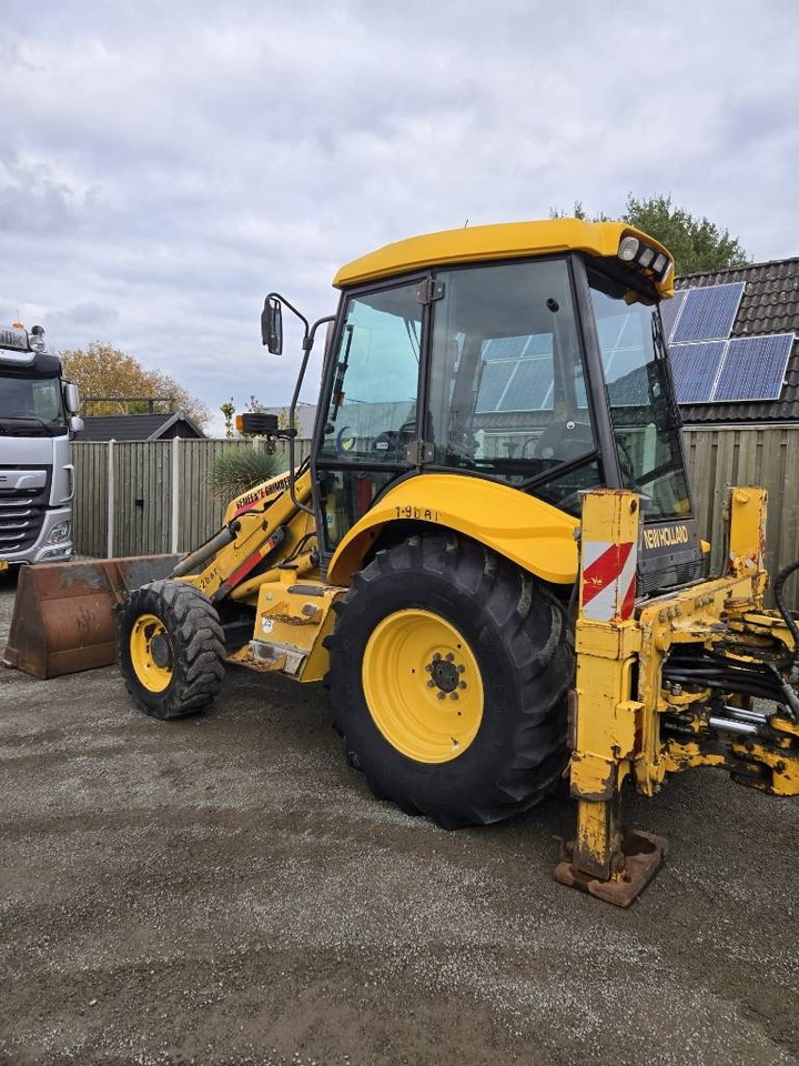 New Holland LB 95 B-4 PT - Grävlastare: bild 2 New Holland LB 95 B-4 PT - Grävlastare: bild 2