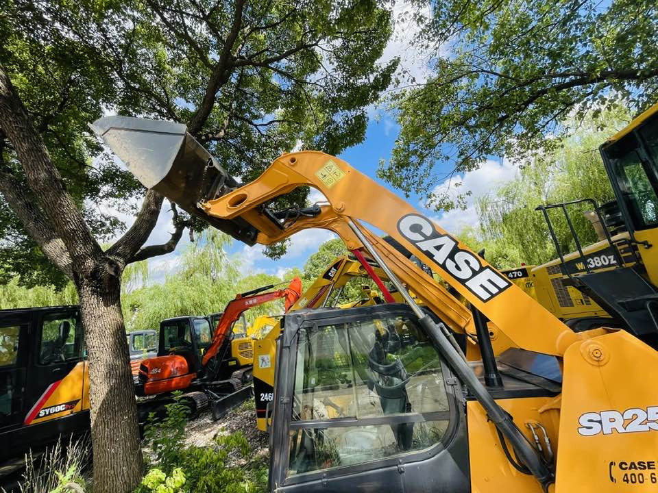 CASE SR250 - Kompaktlastare/ Slirstyrda lastare: bild 1 CASE SR250 - Kompaktlastare/ Slirstyrda lastare: bild 1