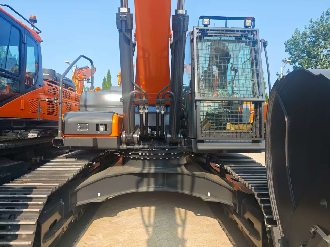 Develon DX360LCA-7M - Bandgrävare: bild 3 Develon DX360LCA-7M - Bandgrävare: bild 3