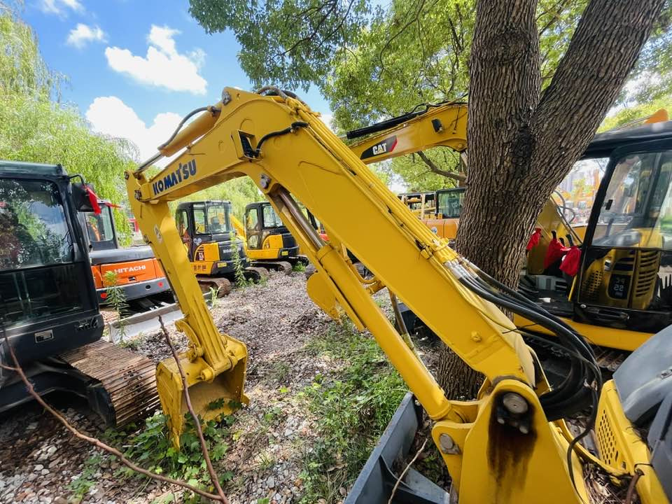 Komatsu PC55MR - Grävmaskin: bild 2 Komatsu PC55MR - Grävmaskin: bild 2