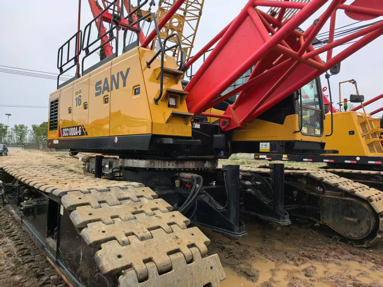 SANY SCC1000A-6 - Bandgående kran: bild 2 SANY SCC1000A-6 - Bandgående kran: bild 2