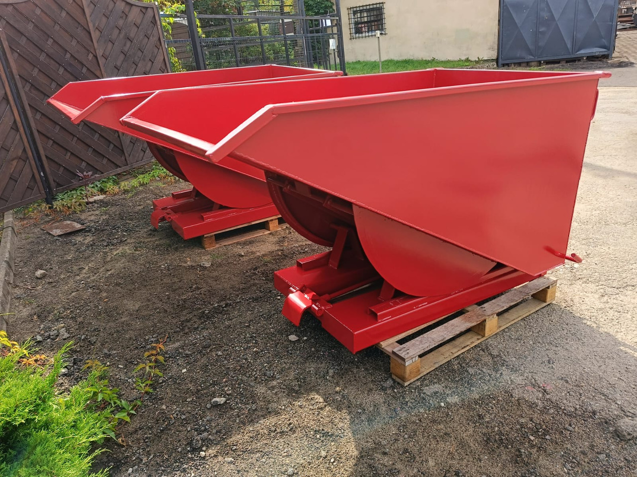 Metal-K Pojemnik samowyładowczy/kippercontainer TK1100 - Tippcontainer: bild 1 Metal-K Pojemnik samowyładowczy/kippercontainer TK1100 - Tippcontainer: bild 1