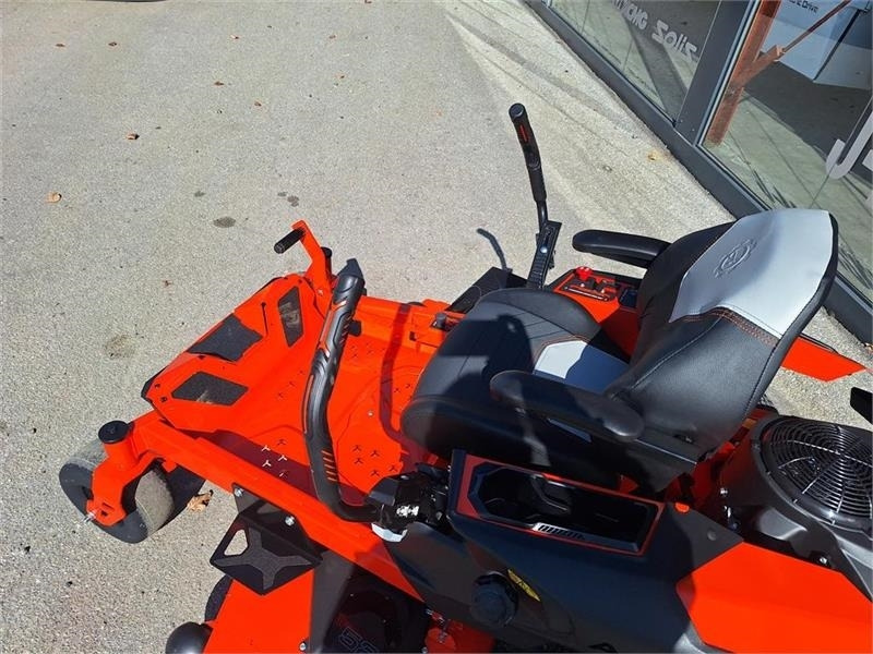 Ariens IKON XD 52" (132 Cm. Klippe bredde) - Kommunaltraktor: bild 5 Ariens IKON XD 52" (132 Cm. Klippe bredde) - Kommunaltraktor: bild 5