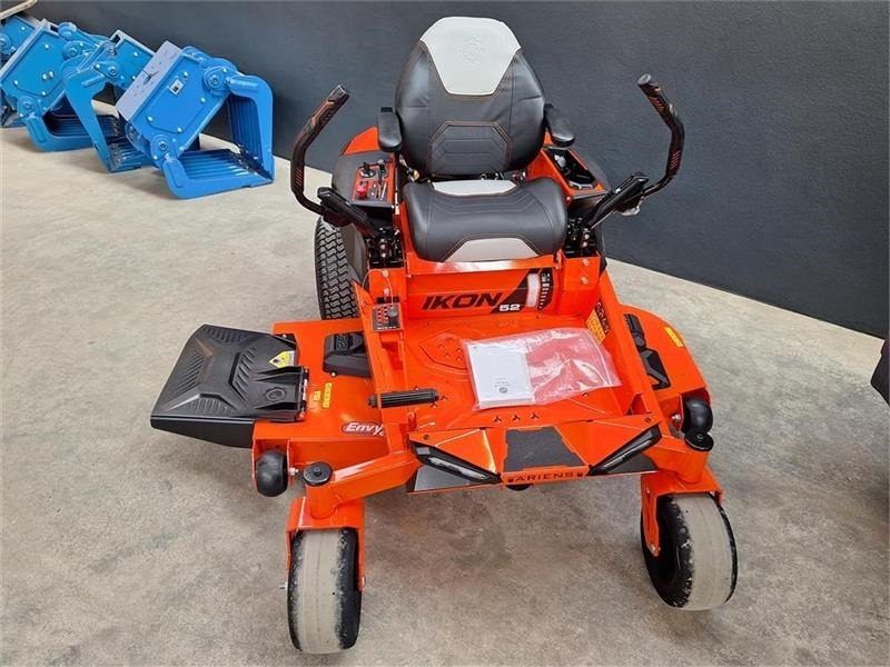 Ariens IKON XD 52" (132 Cm. Klippe bredde) - Kommunaltraktor: bild 1 Ariens IKON XD 52" (132 Cm. Klippe bredde) - Kommunaltraktor: bild 1