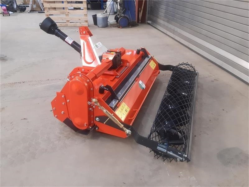 Boxer stennedlægningsfræser - Maskin för jordbearbetning: bild 1 Boxer stennedlægningsfræser - Maskin för jordbearbetning: bild 1