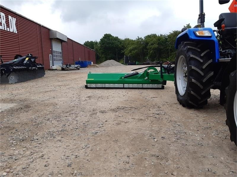 Dk-Tec slagleklipper 240 svær model - Släntklippare: bild 2 Dk-Tec slagleklipper 240 svær model - Släntklippare: bild 2